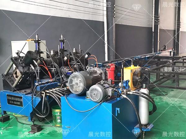 如何避免角鋼沖孔機錯誤操作？